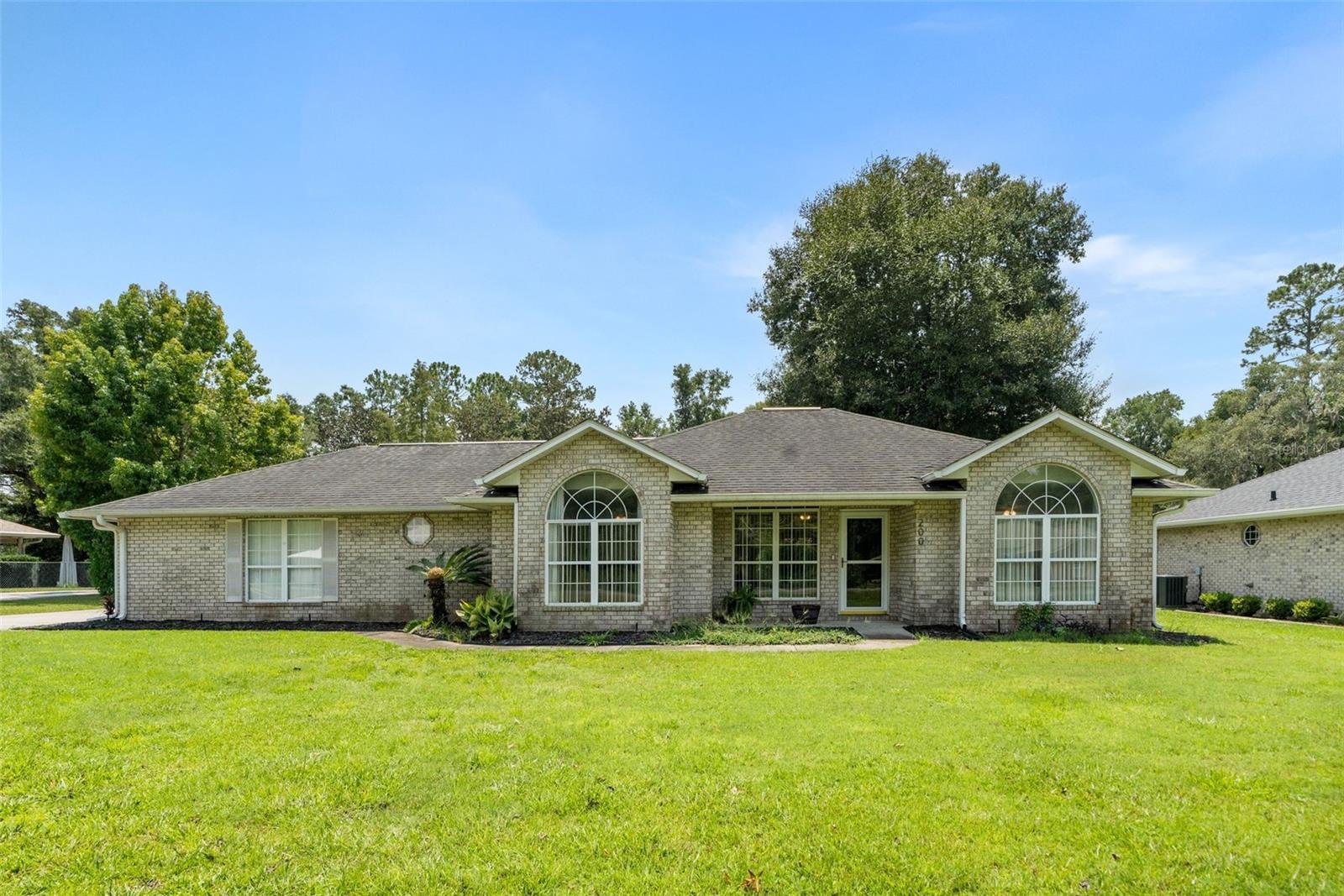 Single Family Residence in LAKE CITY, FL - Daniel Dourado