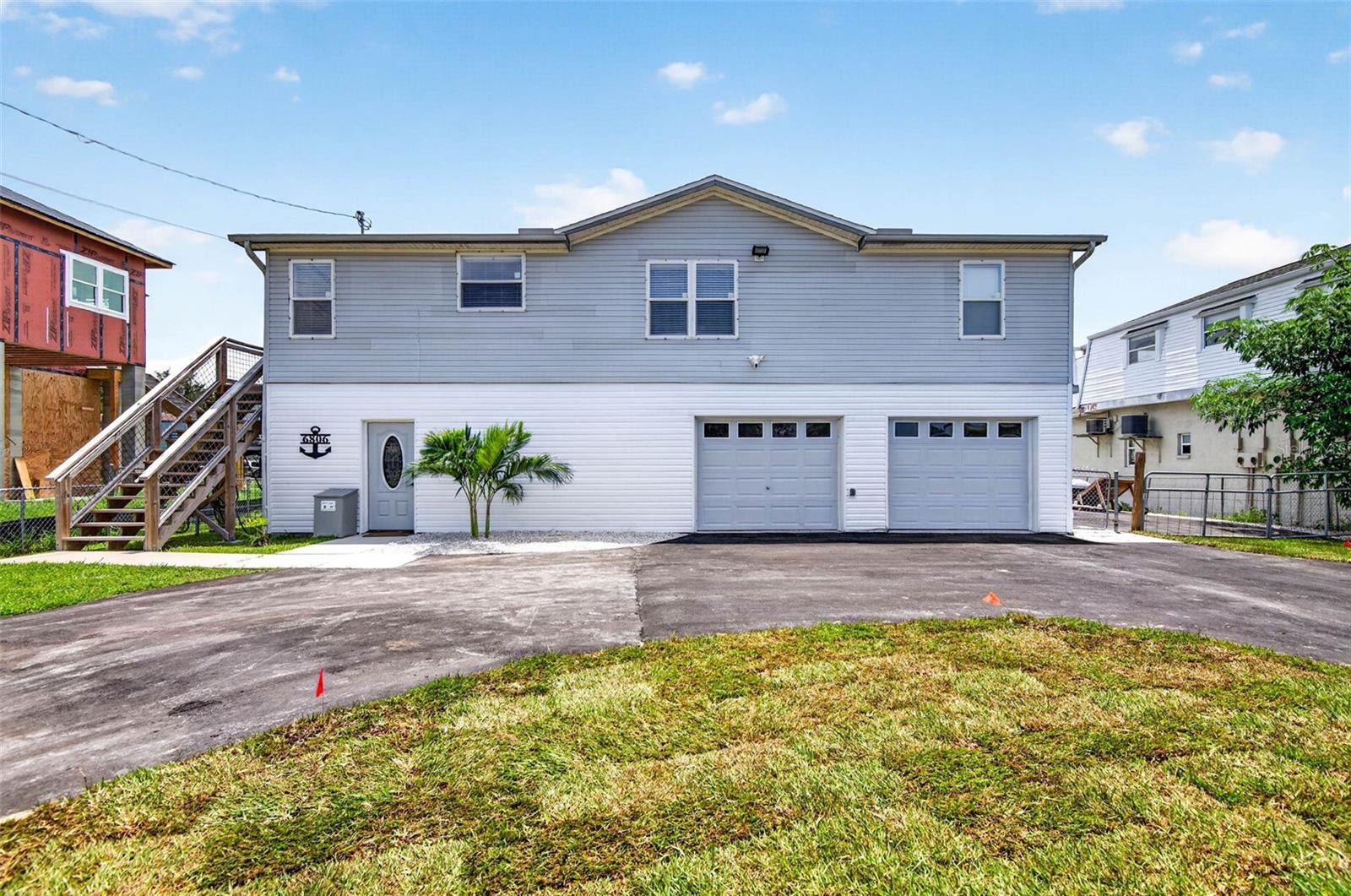 Single Family Residence in HUDSON, FL - Daniel Dourado