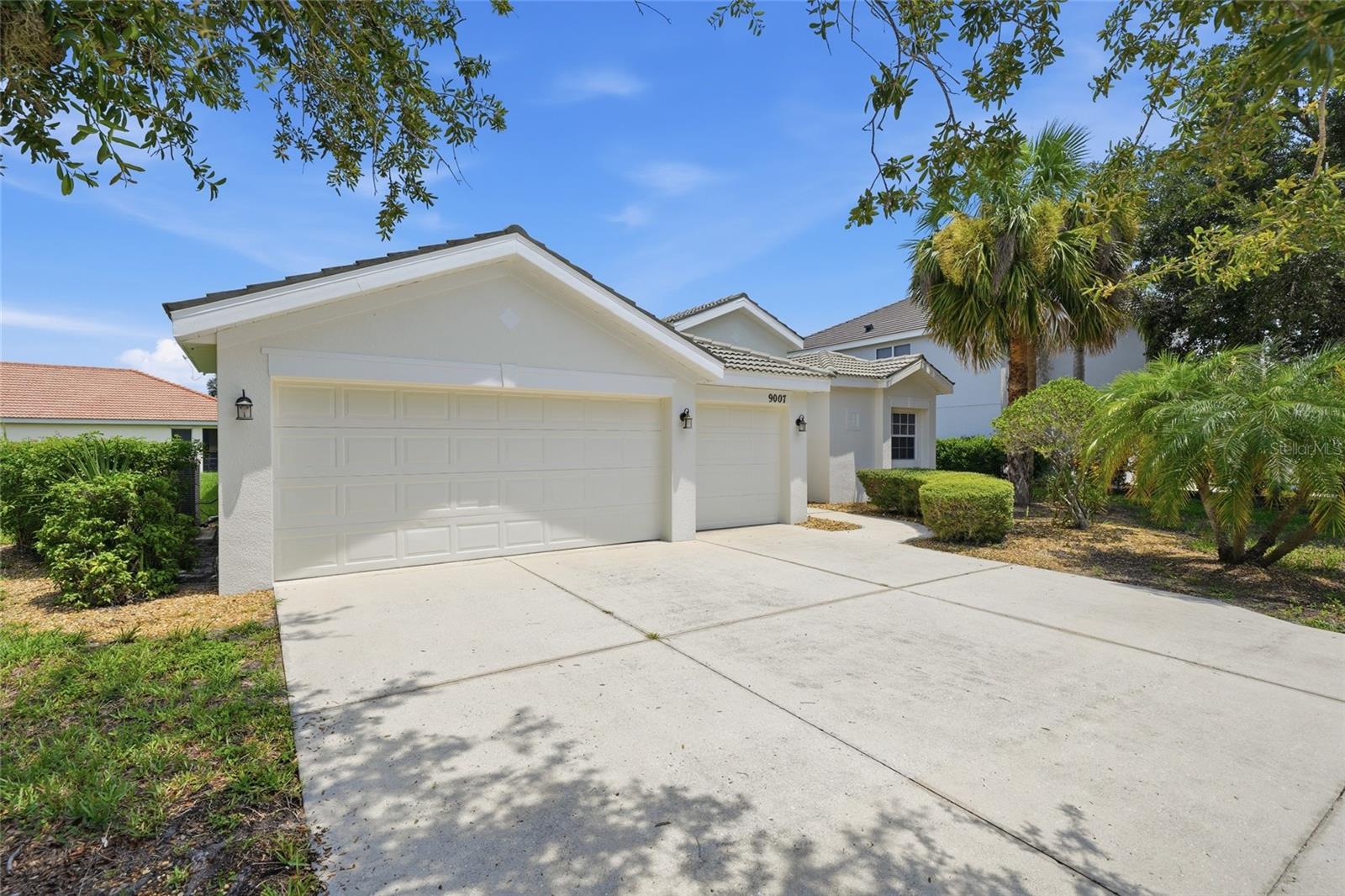 Single Family Residence em BRADENTON, FL - Daniel Dourado