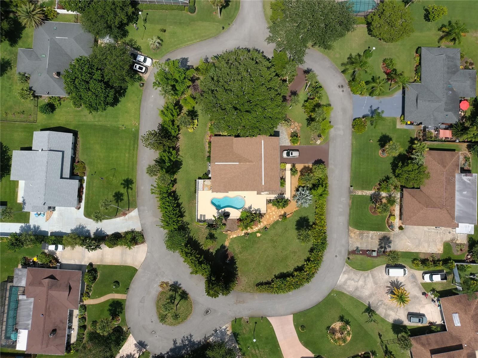 Single Family Residence in EDGEWATER, FL - Daniel Dourado