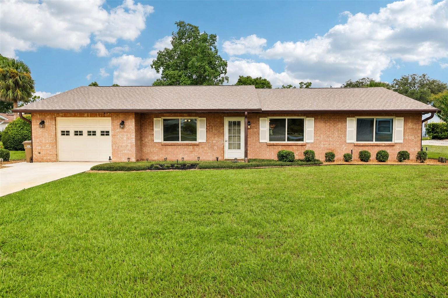 Single Family Residence em LEESBURG, FL - Daniel Dourado