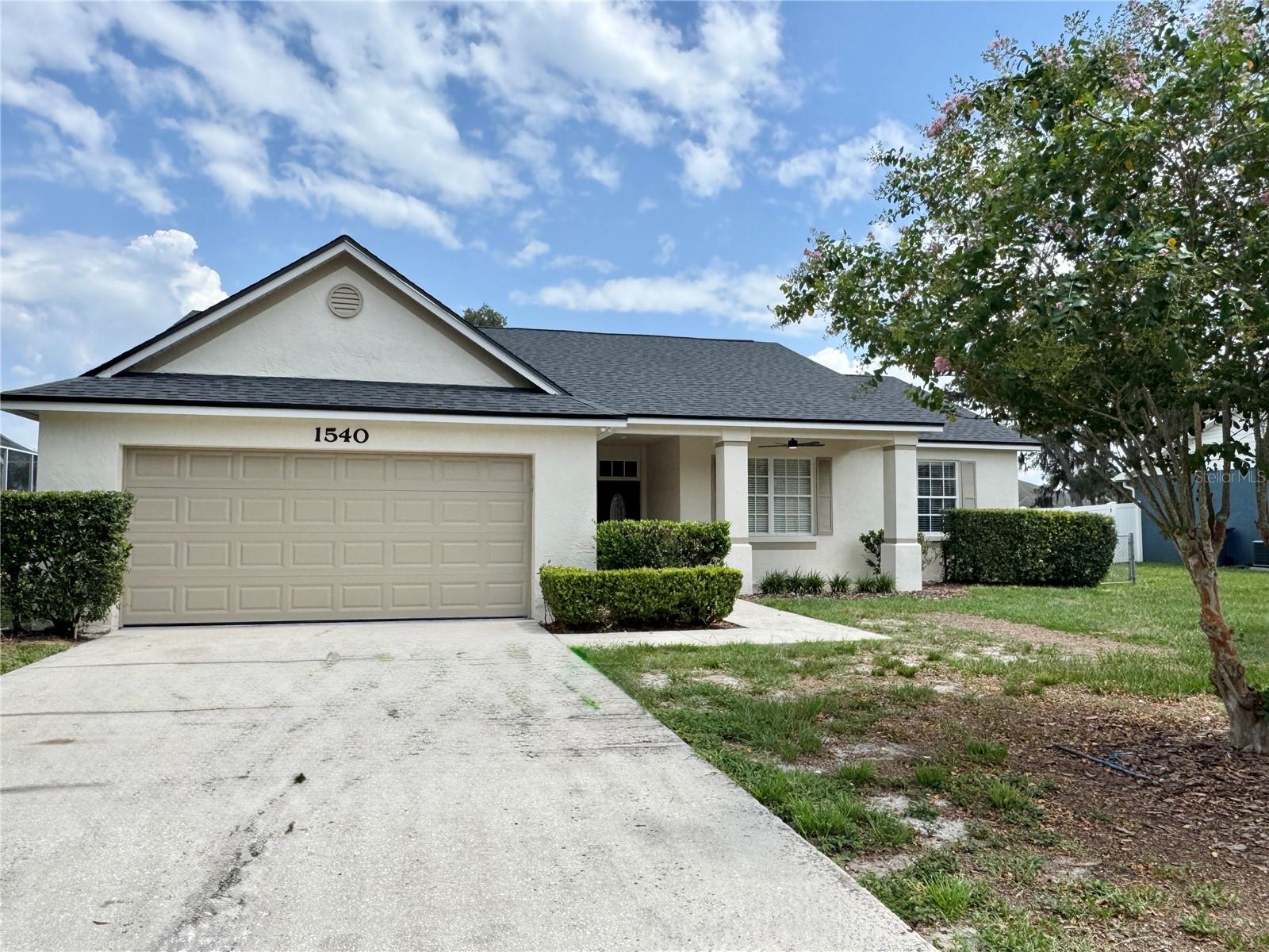 Single Family Residence in LAKELAND, FL - Daniel Dourado