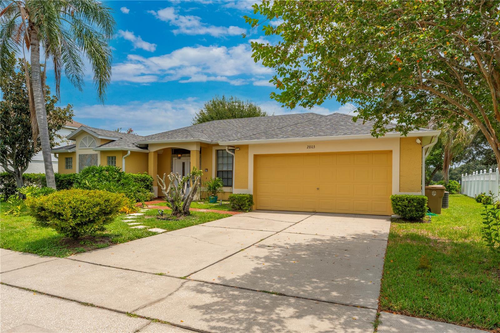 Single Family Residence in KISSIMMEE, FL - Daniel Dourado