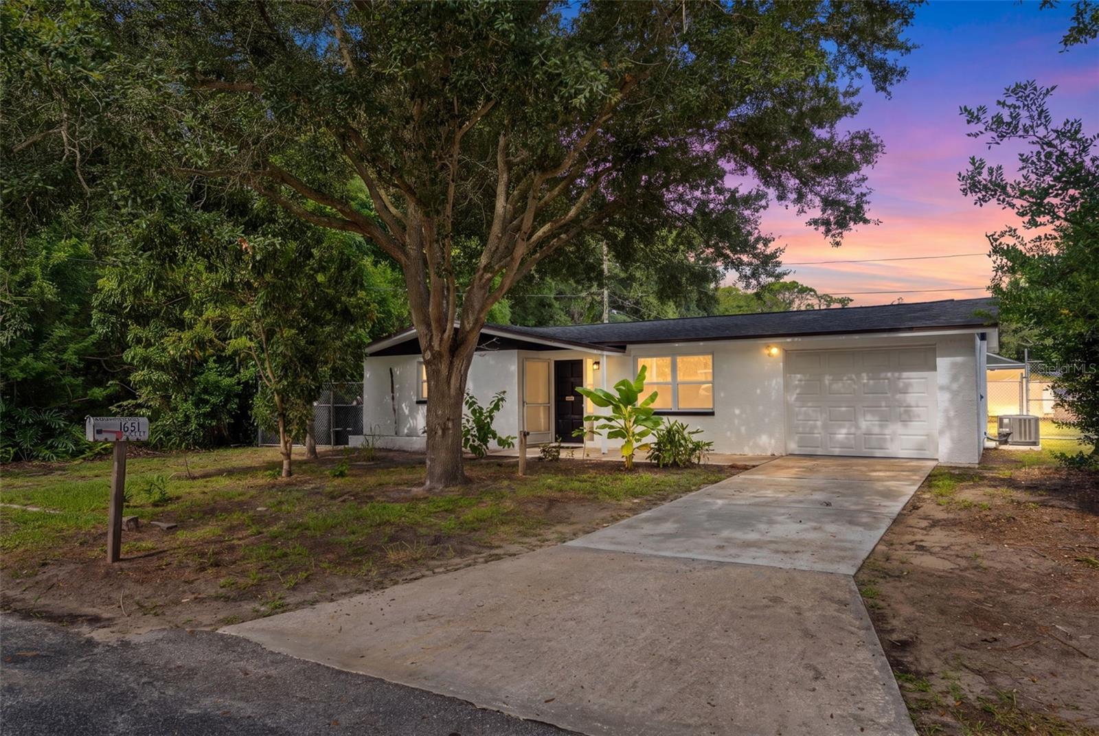 Single Family Residence em HOLIDAY, FL - Daniel Dourado