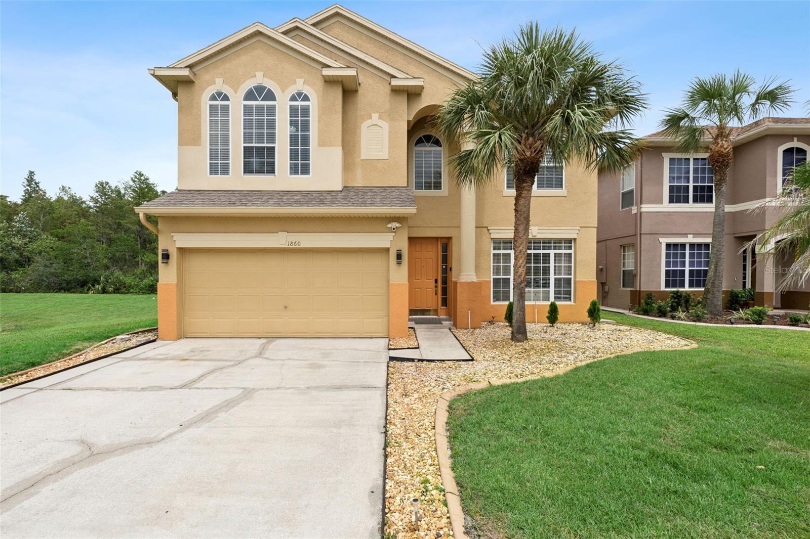 Single Family Residence in ORLANDO, FL - Daniel Dourado
