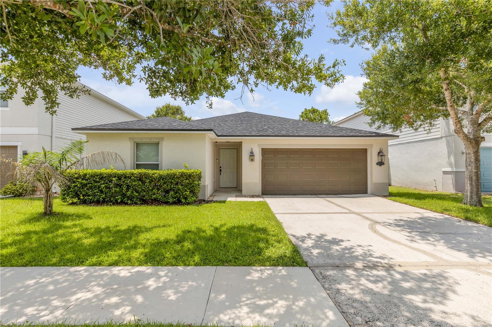 Single Family Residence in NEW SMYRNA BEACH, FL - Daniel Dourado