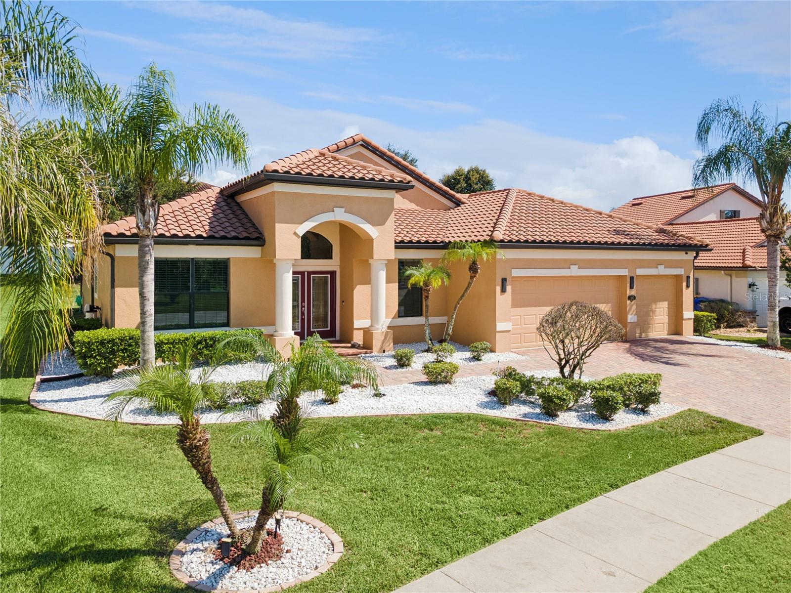 Single Family Residence in LAKELAND, FL - Daniel Dourado