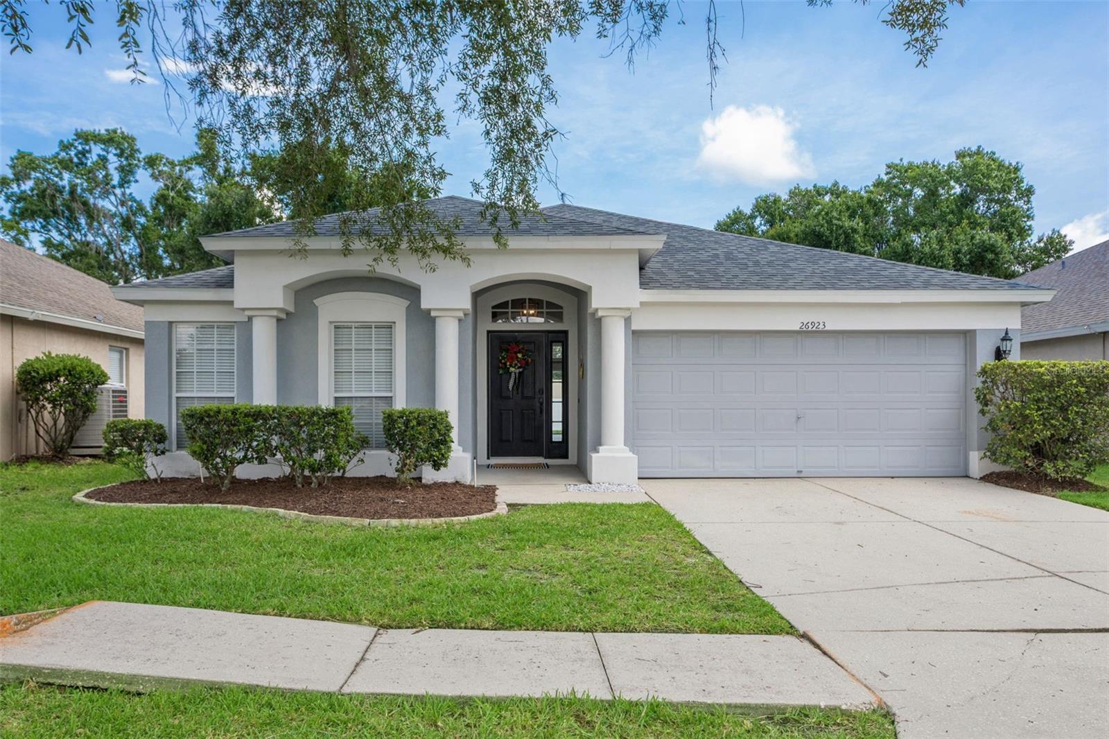 Single Family Residence em WESLEY CHAPEL, FL - Daniel Dourado
