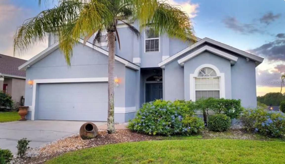 Single Family Residence in DAVENPORT, FL - Daniel Dourado