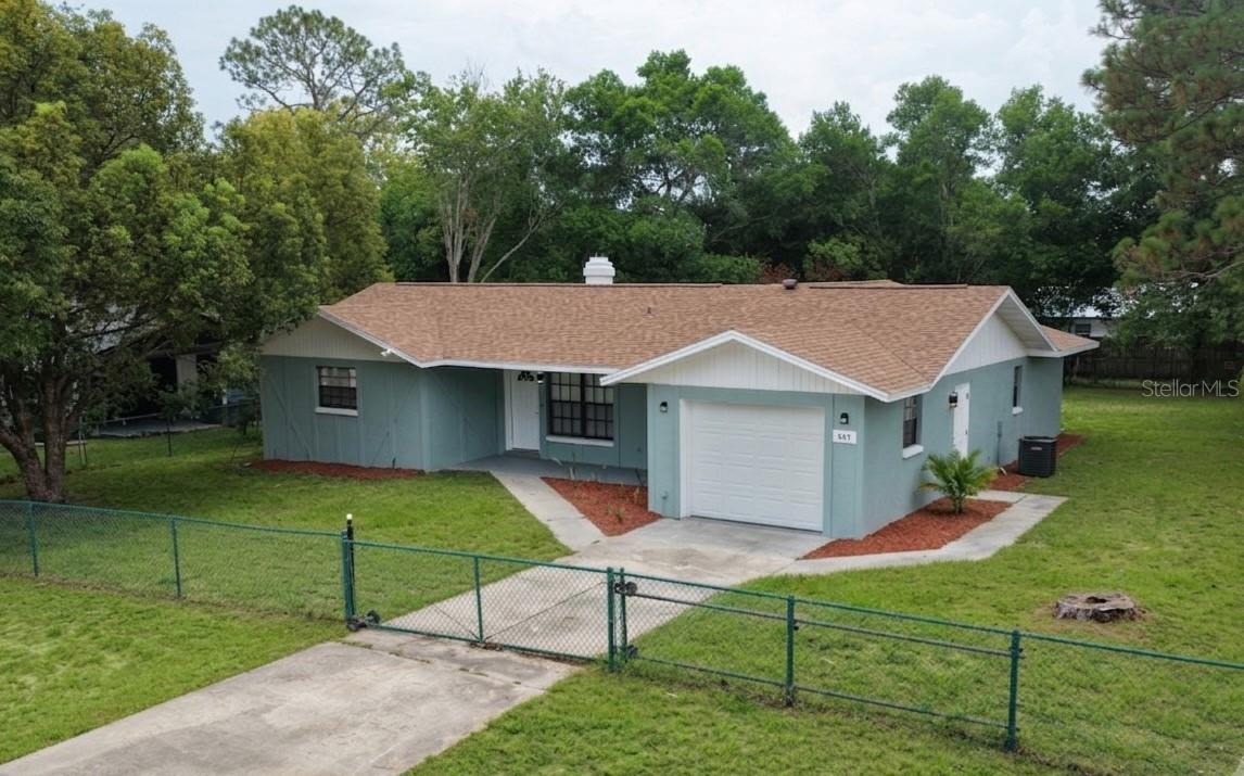 Single Family Residence in OCALA, FL - Daniel Dourado