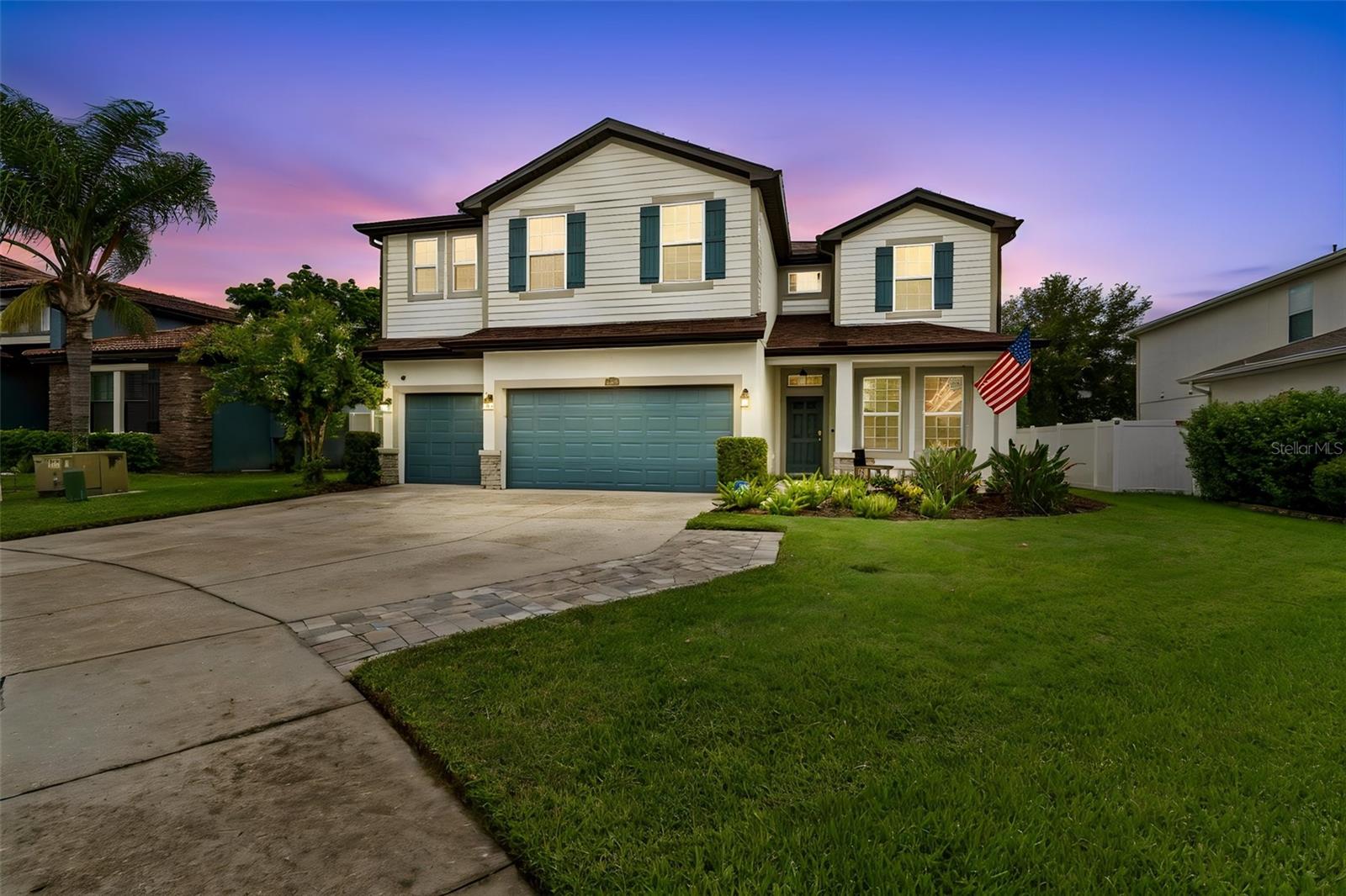 Single Family Residence in LAND O LAKES, FL - Daniel Dourado