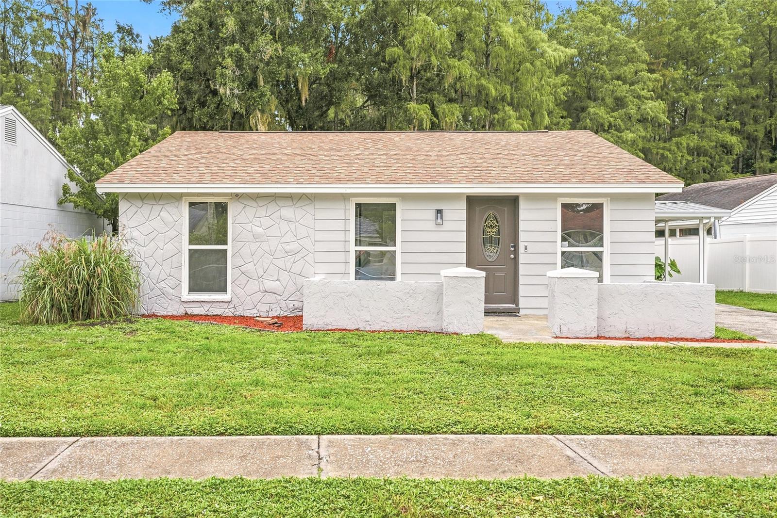 Single Family Residence in TAMPA, FL - Daniel Dourado