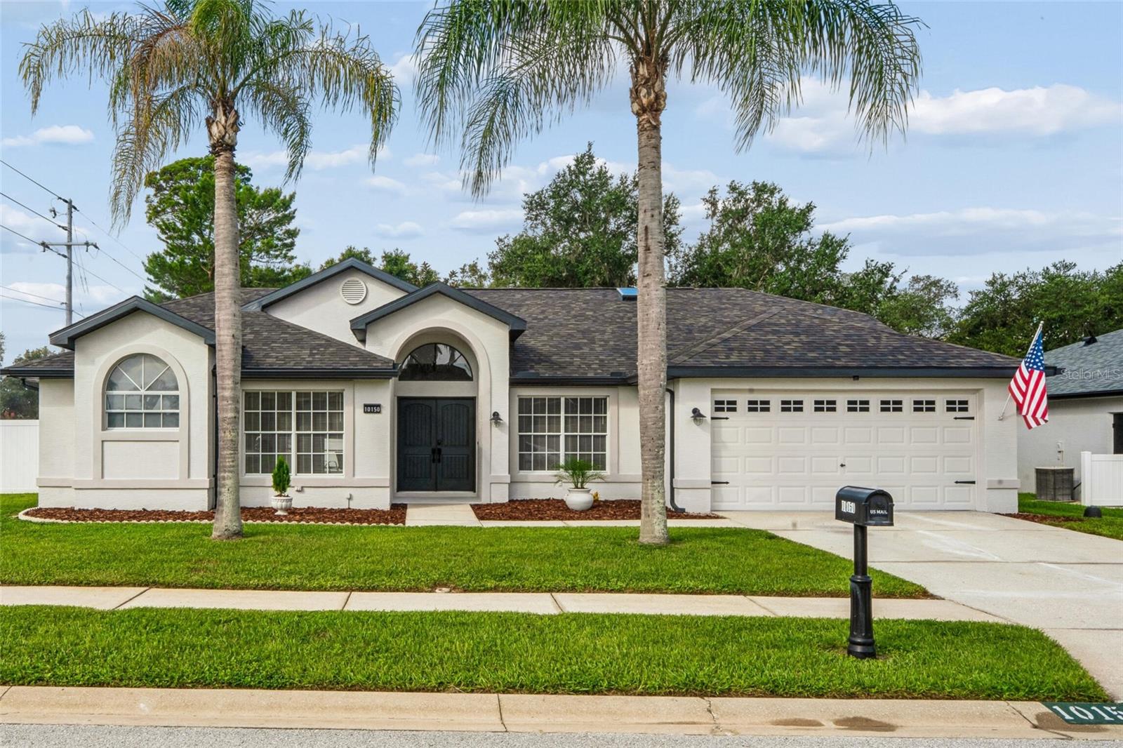 Single Family Residence in NEW PORT RICHEY, FL - Daniel Dourado