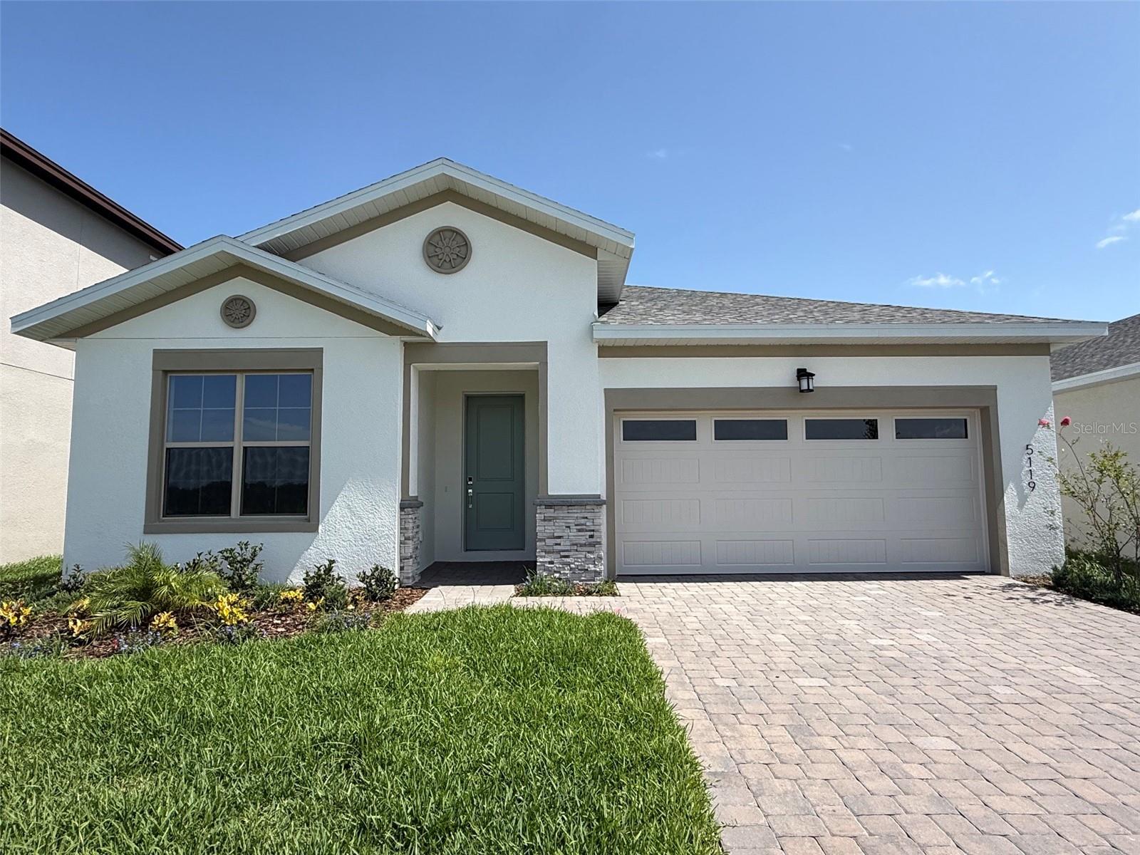 Single Family Residence in ST CLOUD, FL - Daniel Dourado