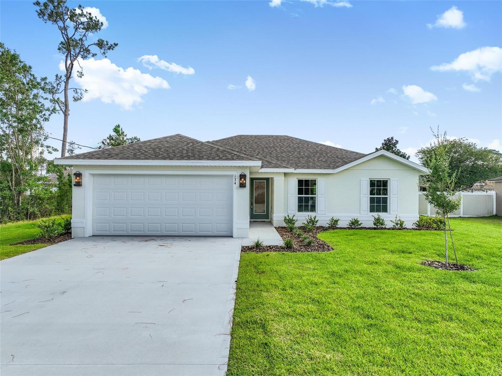 Single Family Residence in PALM COAST, FL - Daniel Dourado