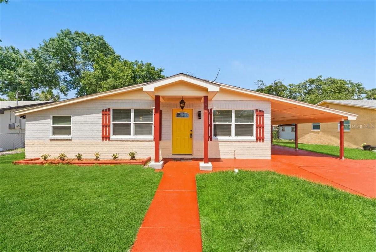 Single Family Residence in DAYTONA BEACH, FL - Daniel Dourado