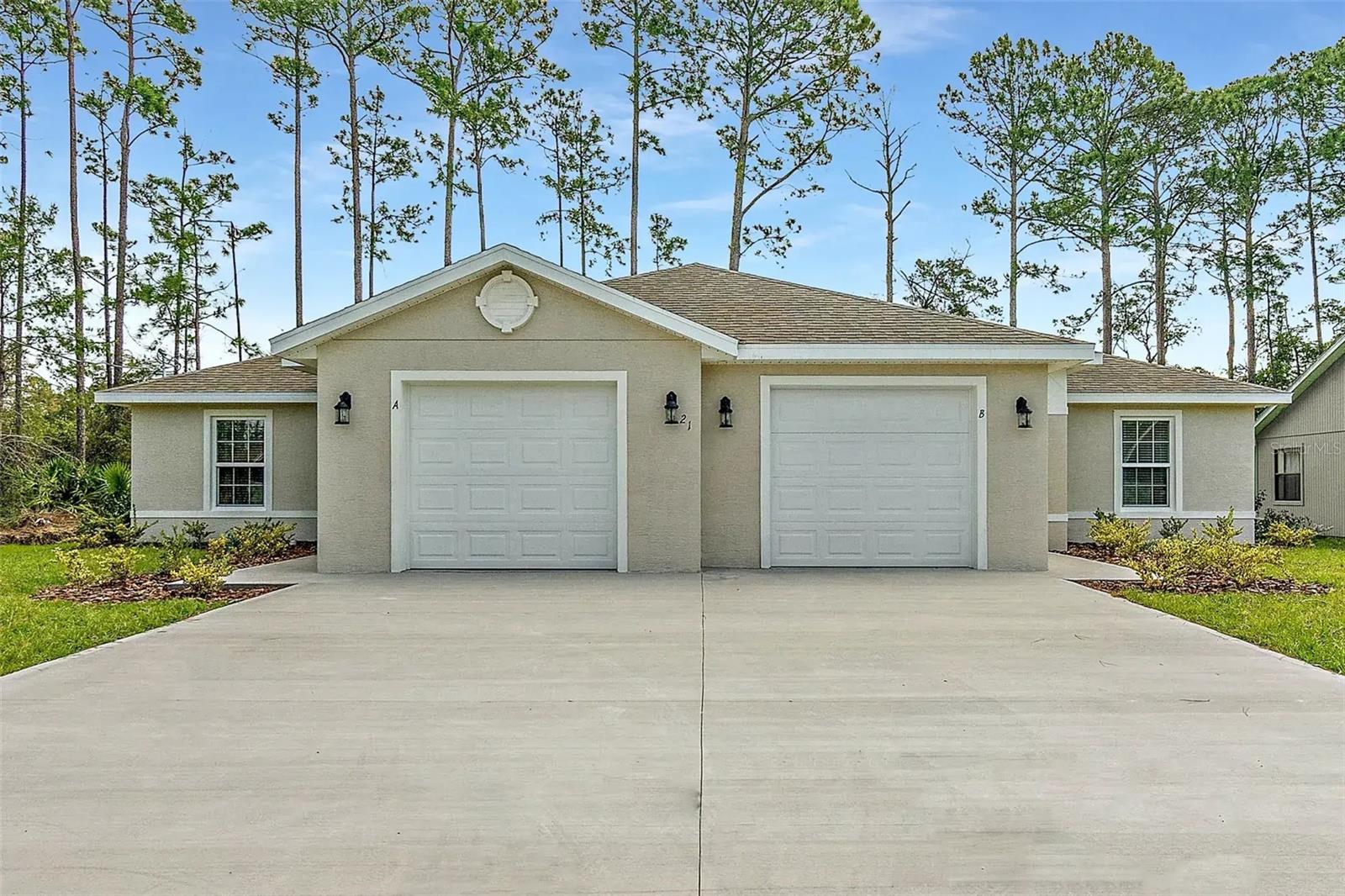 Single Family Residence in PALM COAST, FL - Daniel Dourado