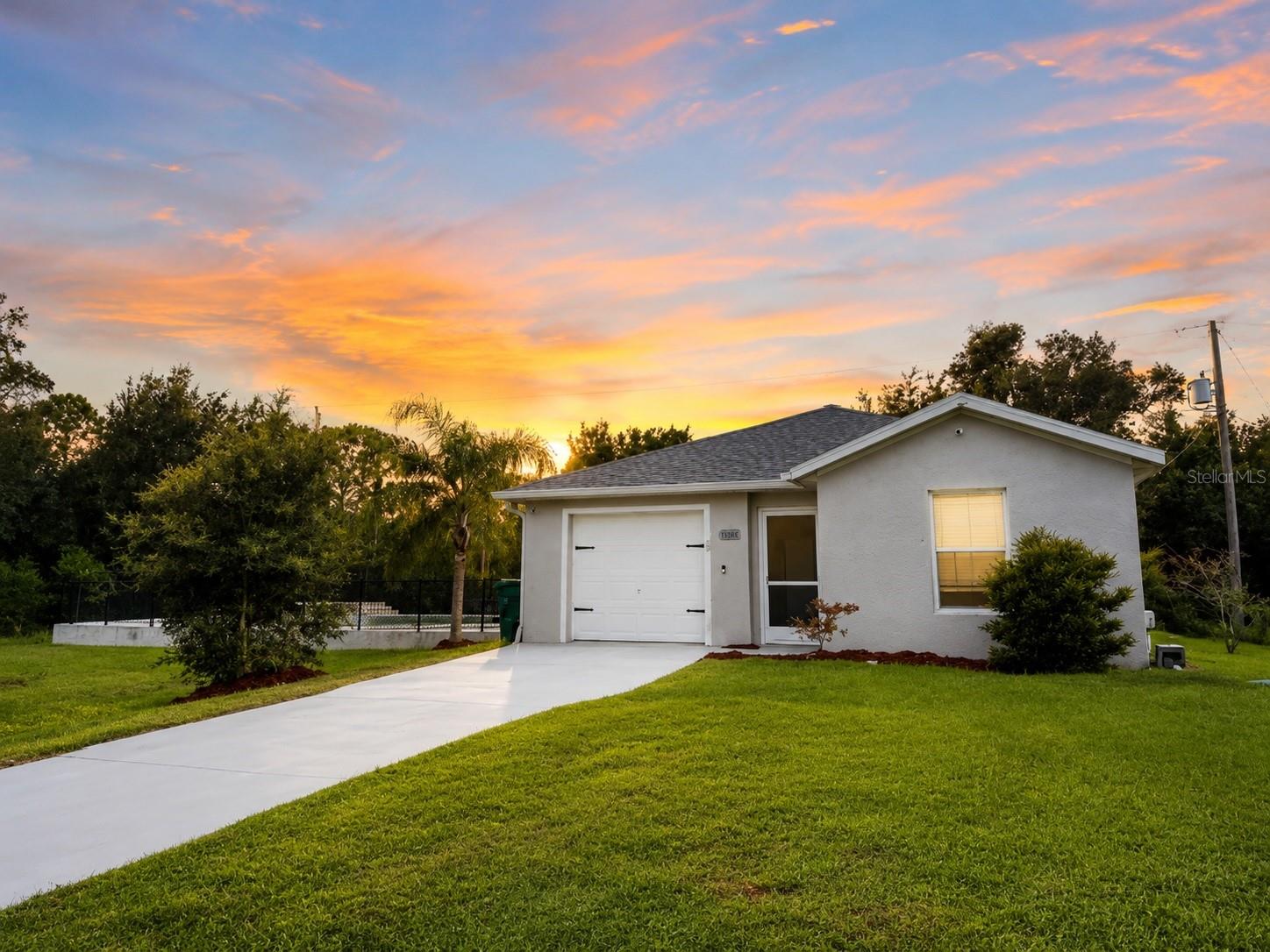 Single Family Residence em PUNTA GORDA, FL - Daniel Dourado
