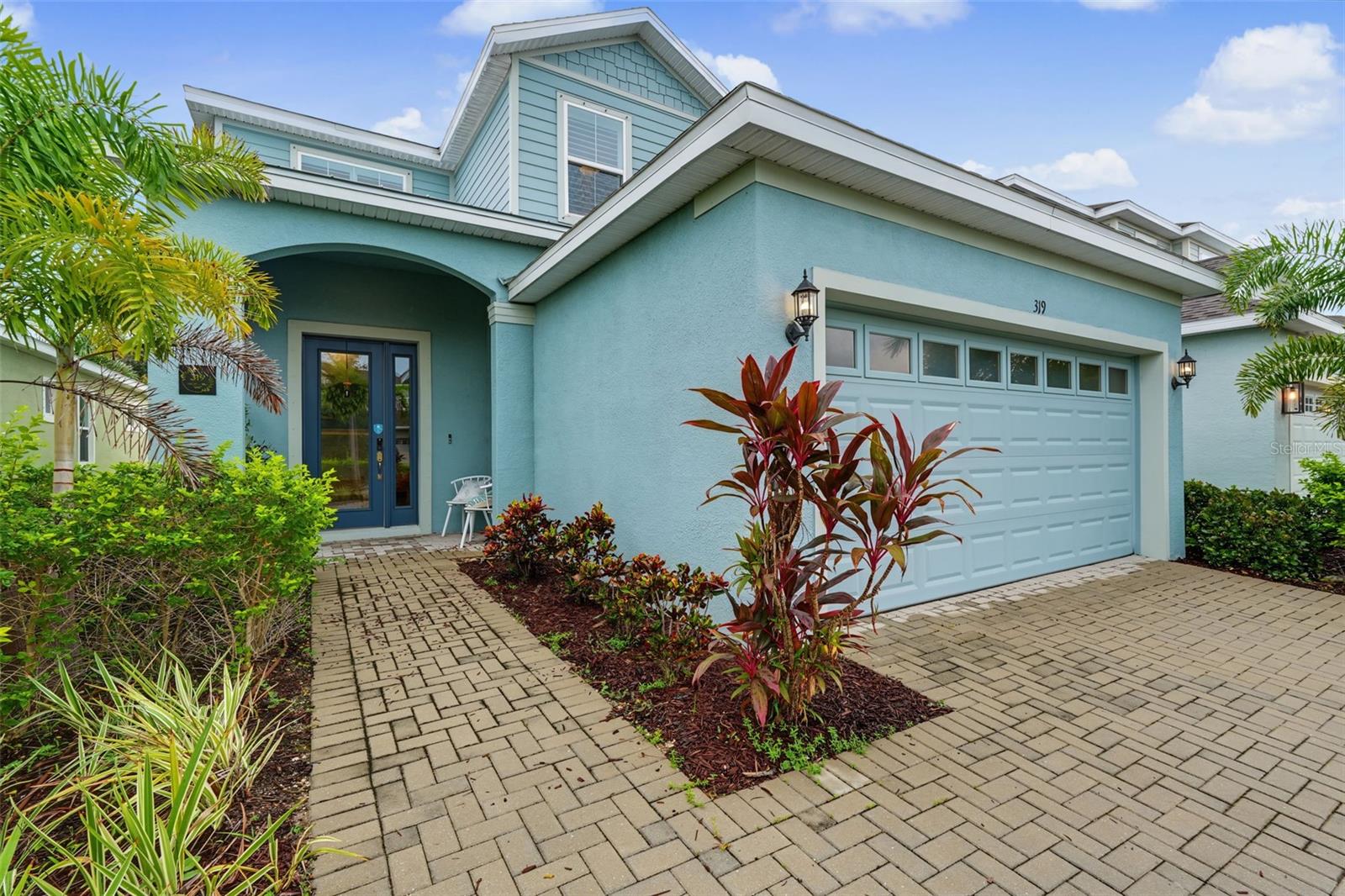 Single Family Residence in APOLLO BEACH, FL - Daniel Dourado