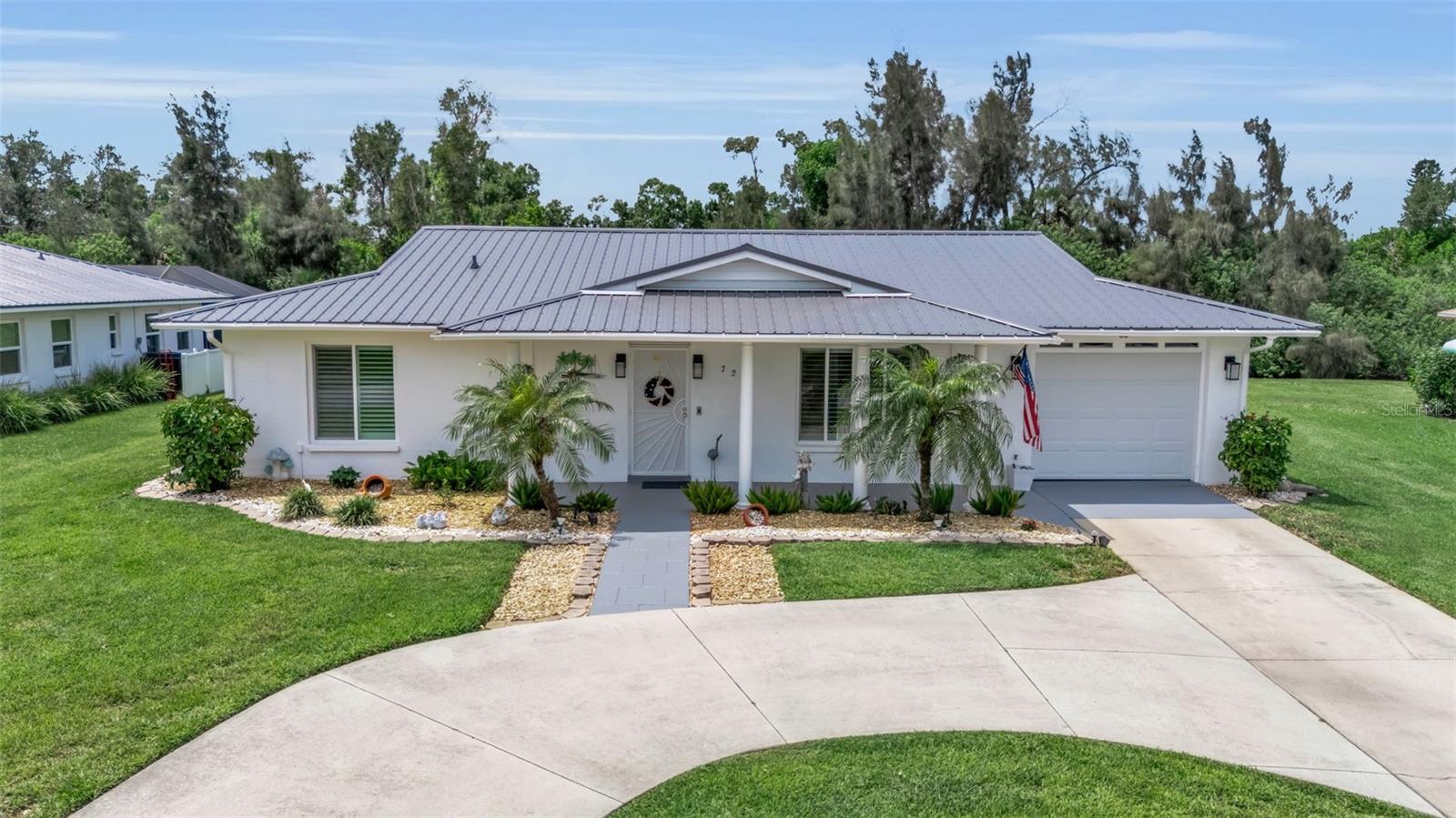 Single Family Residence in VENICE, FL - Daniel Dourado