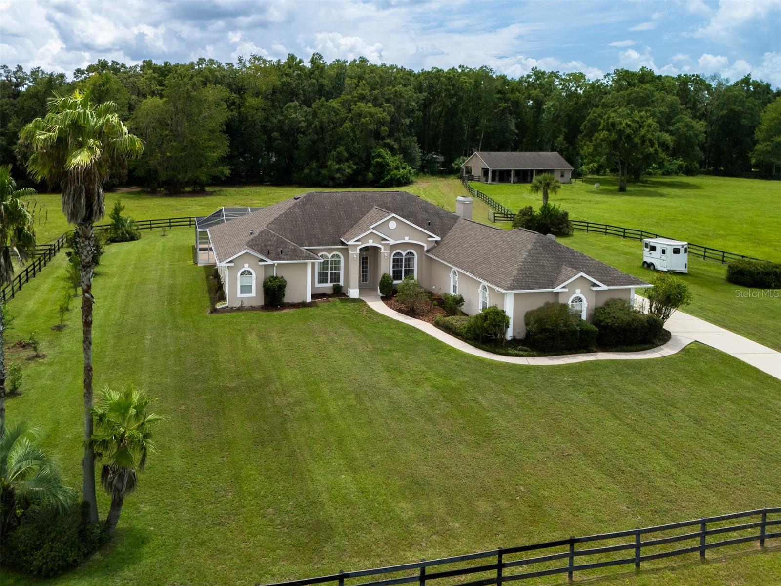 Farm in OCALA, FL - Daniel Dourado