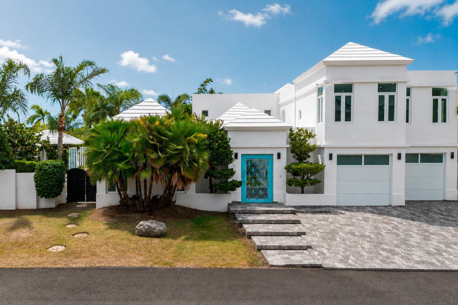 Single Family Residence em DORADO, PR, PR - Daniel Dourado