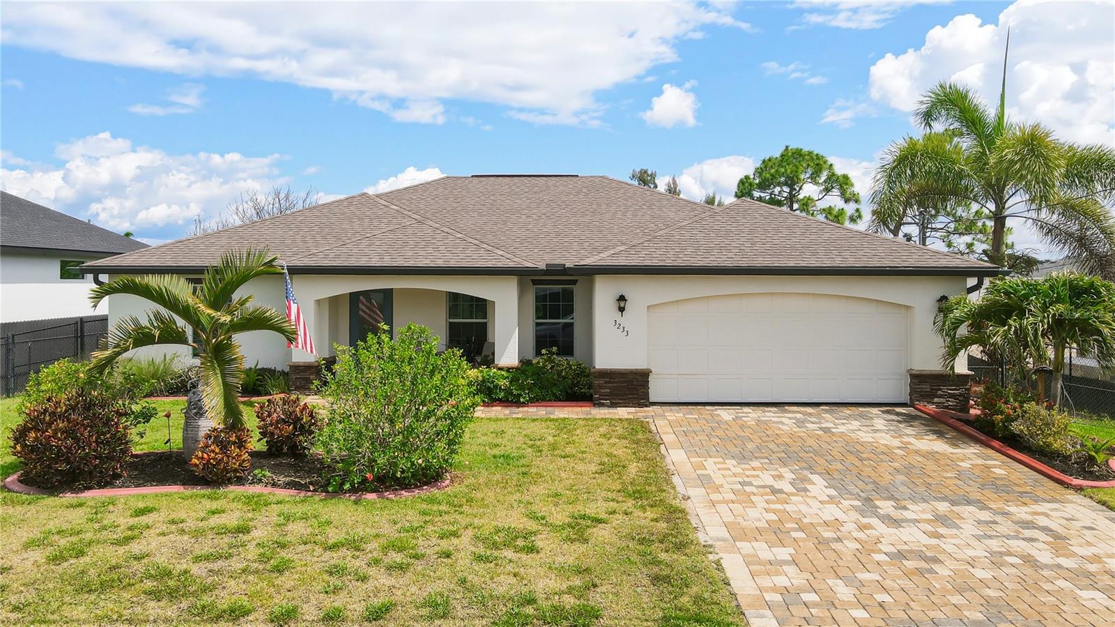 Single Family Residence in CAPE CORAL, FL - Daniel Dourado