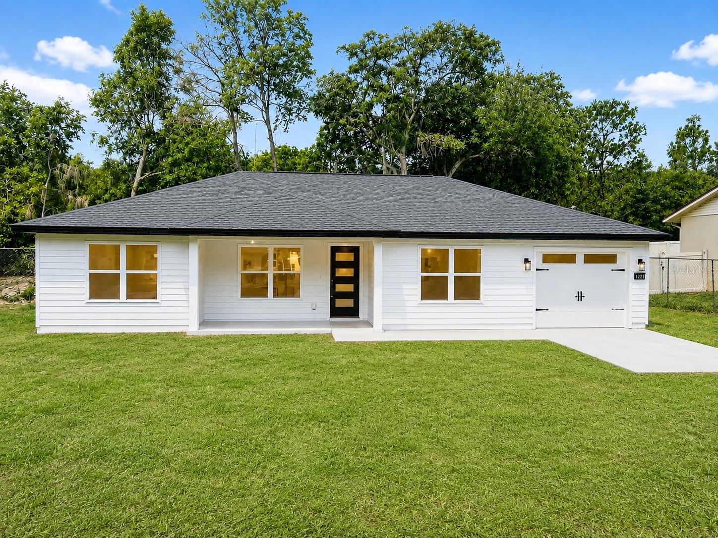 Single Family Residence em BELLEVIEW, FL - Daniel Dourado