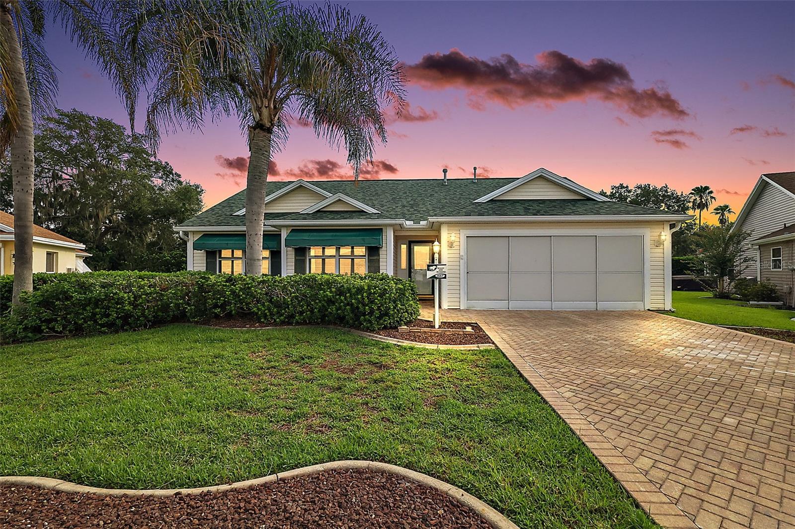 Single Family Residence in THE VILLAGES, FL - Daniel Dourado