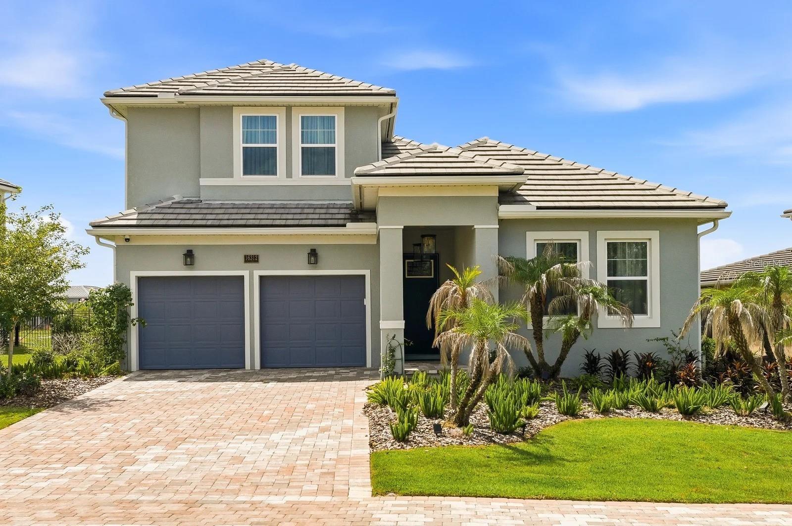 Single Family Residence in MONTVERDE, FL - Daniel Dourado