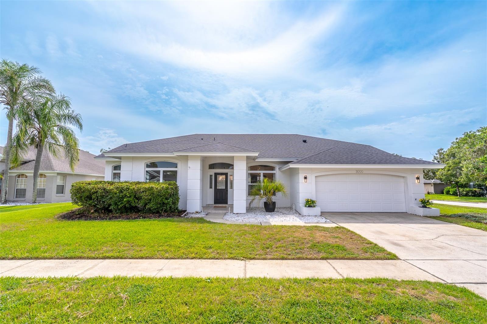 Single Family Residence in OVIEDO, FL - Daniel Dourado