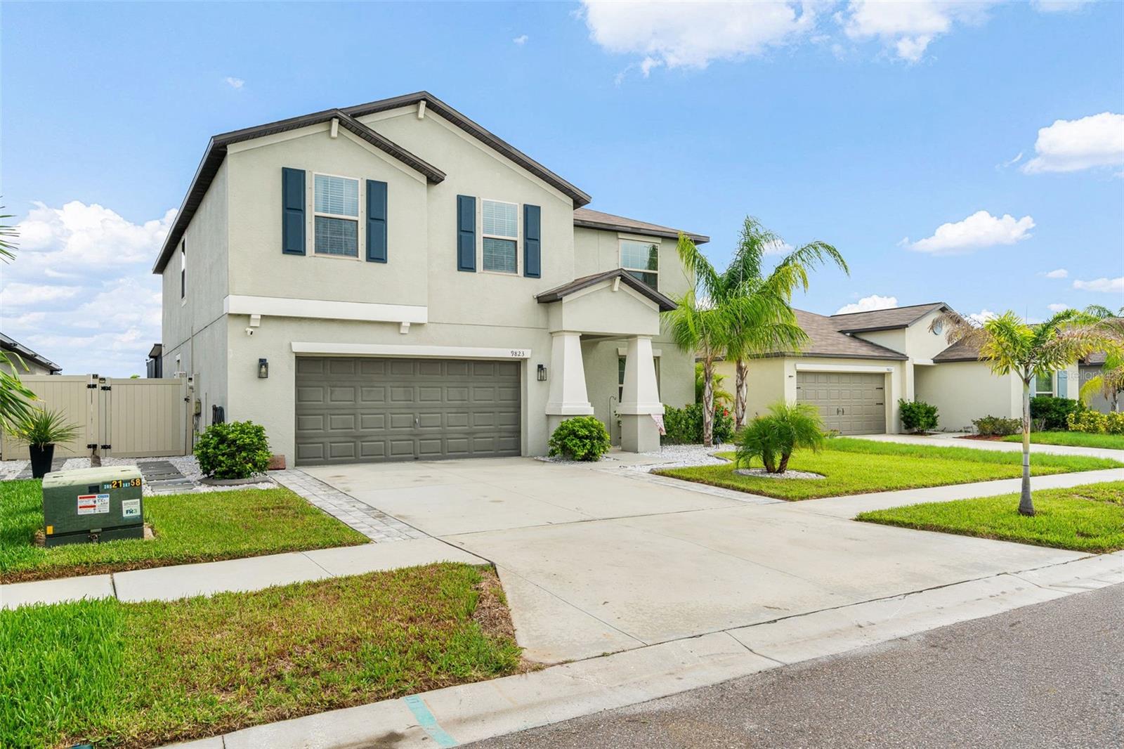 Single Family Residence in RUSKIN, FL - Daniel Dourado