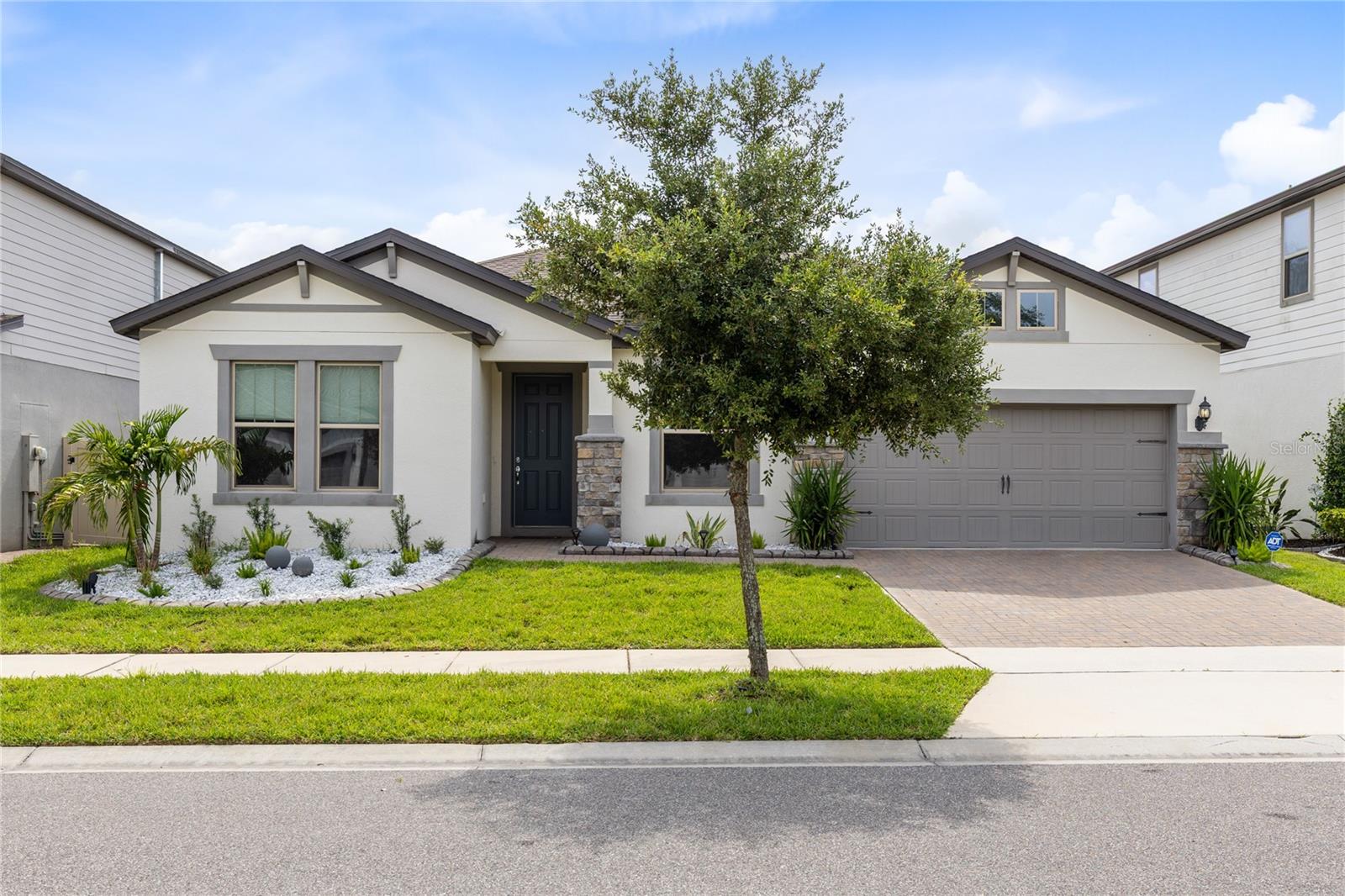 Single Family Residence in ST CLOUD, FL - Daniel Dourado
