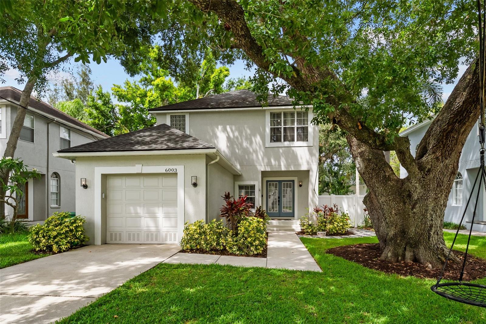 Single Family Residence in TAMPA, FL - Daniel Dourado