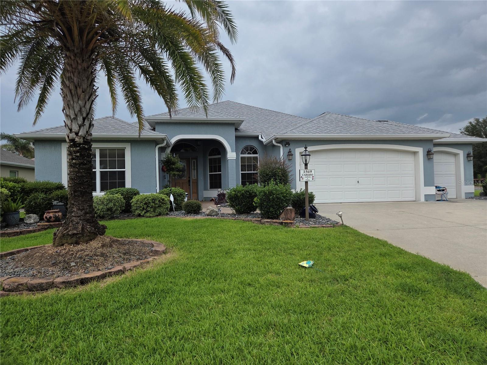 Single Family Residence em THE VILLAGES, FL - Daniel Dourado