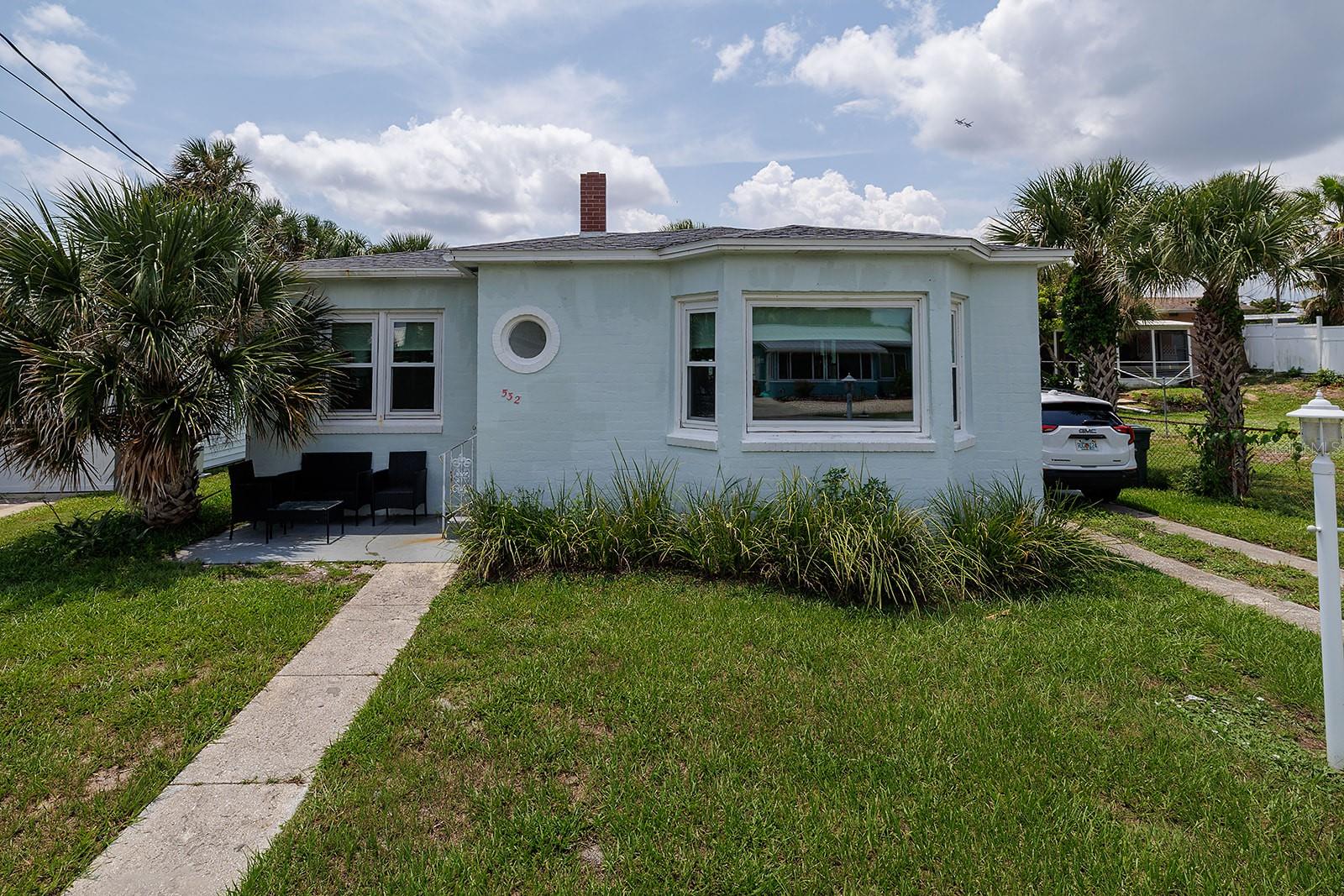Single Family Residence in DAYTONA BEACH, FL - Daniel Dourado