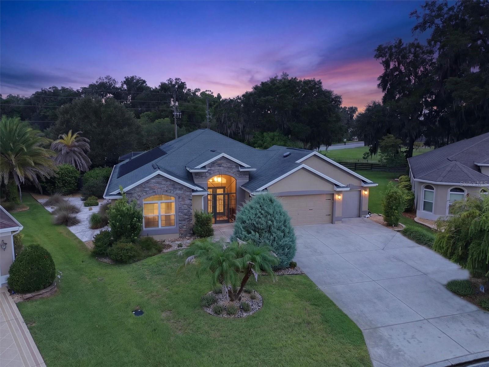 Single Family Residence in THE VILLAGES, FL - Daniel Dourado