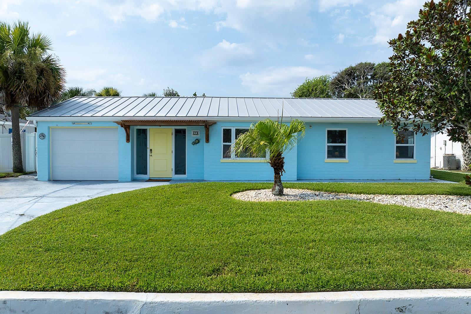Single Family Residence in DAYTONA BEACH, FL - Daniel Dourado