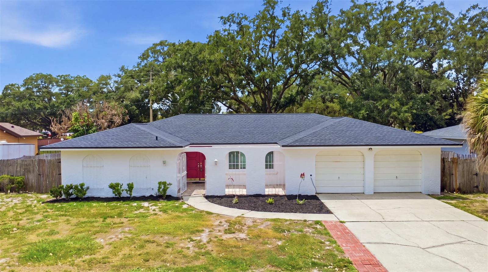 Single Family Residence in ORLANDO, FL - Daniel Dourado