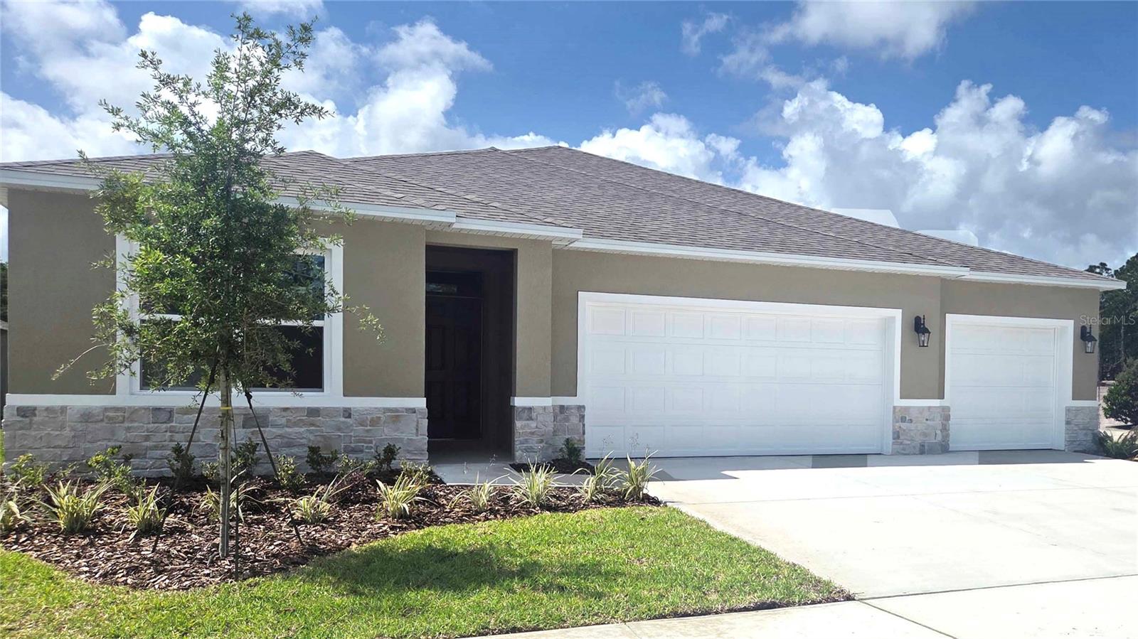 Single Family Residence in ORMOND BEACH, FL - Daniel Dourado