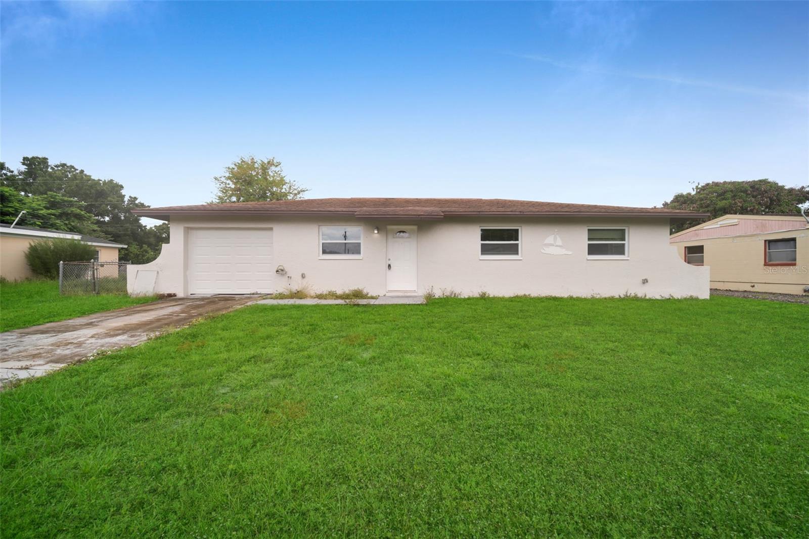 Single Family Residence em LEHIGH ACRES, FL - Daniel Dourado