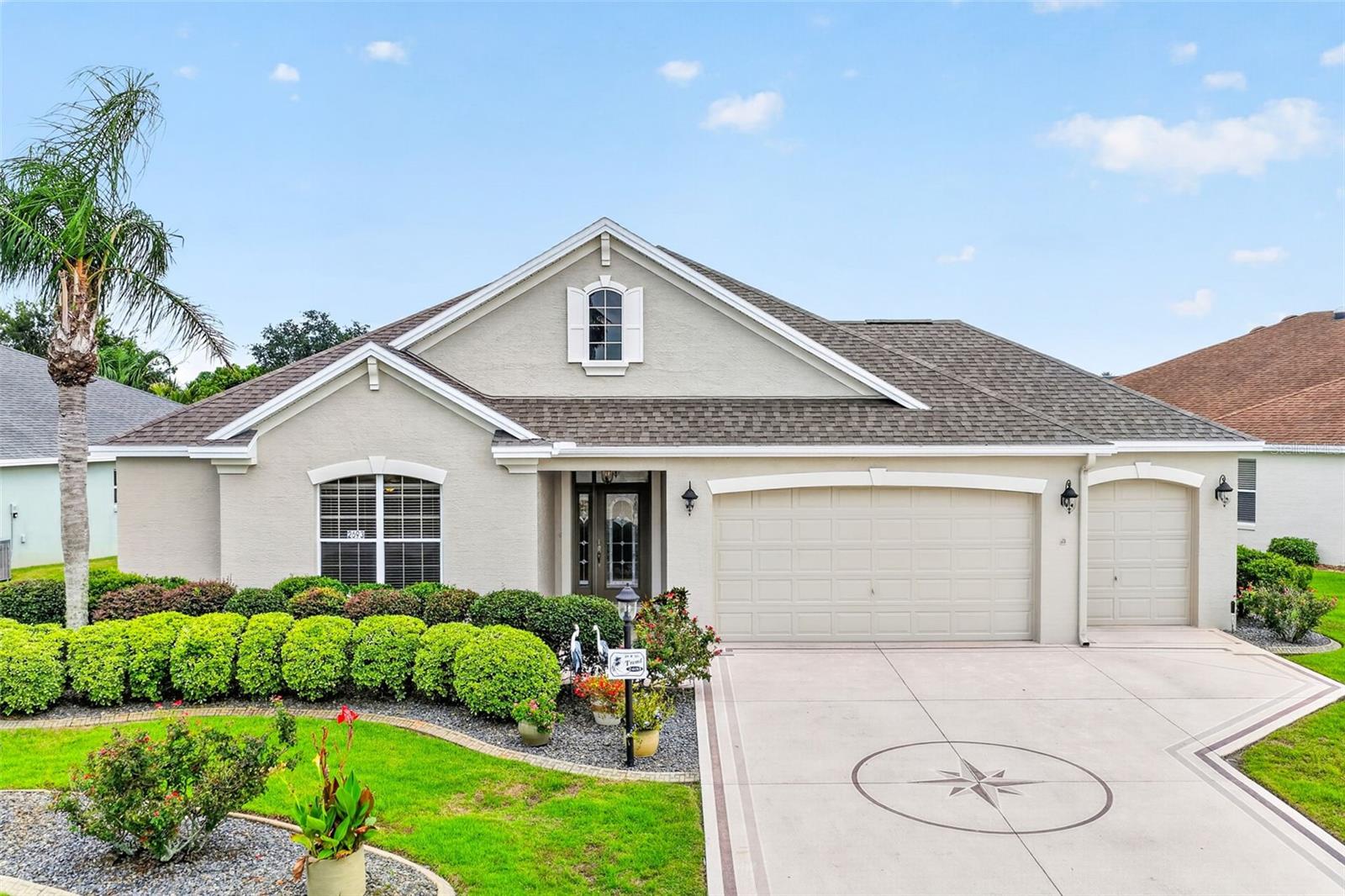 Single Family Residence in THE VILLAGES, FL - Daniel Dourado