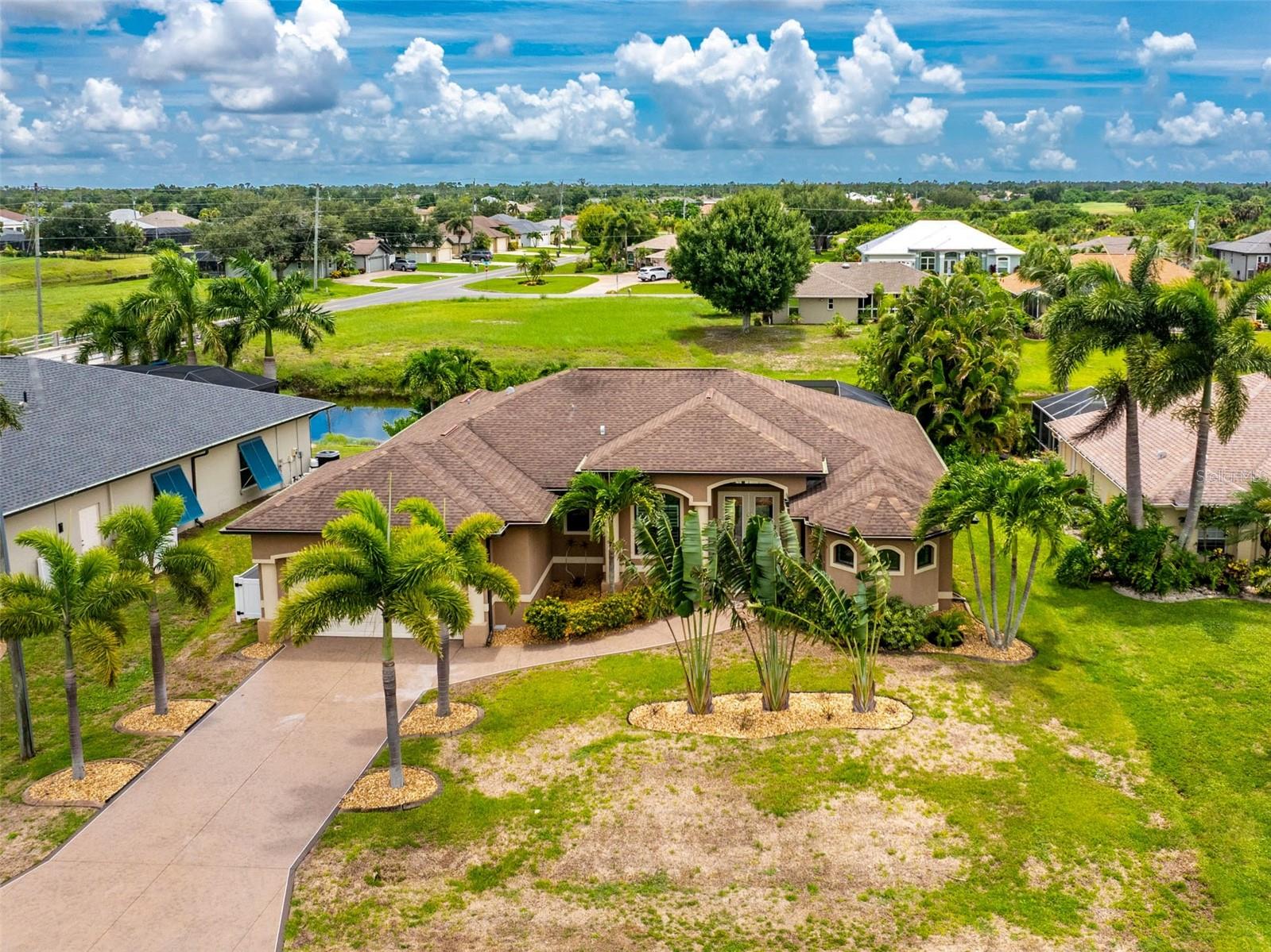 Single Family Residence em ROTONDA WEST, FL - Daniel Dourado