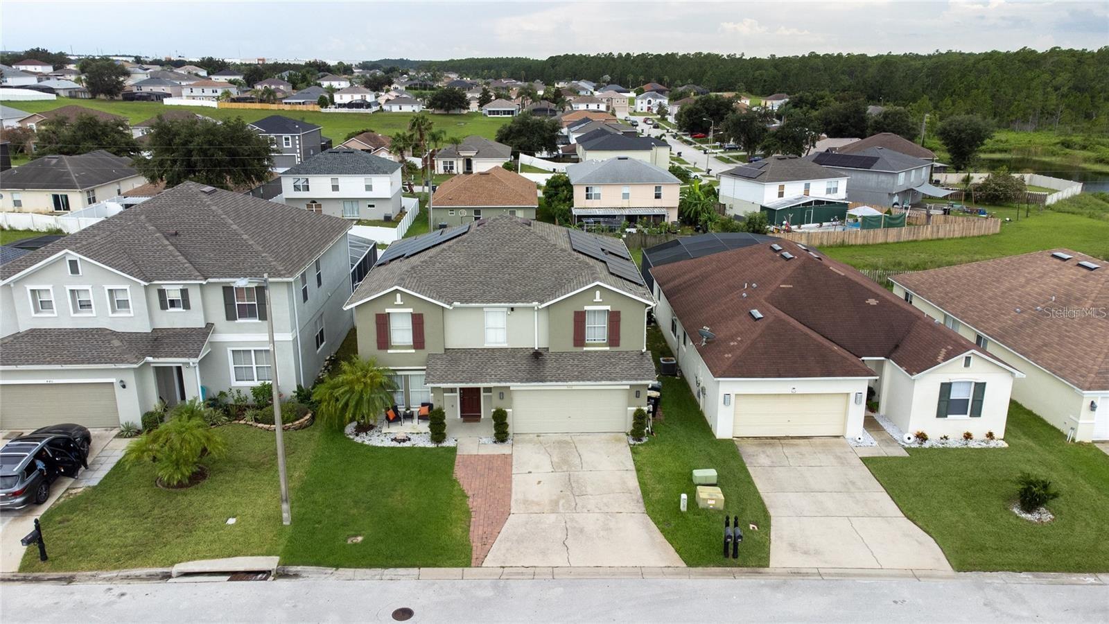 Single Family Residence in DAVENPORT, FL - Daniel Dourado