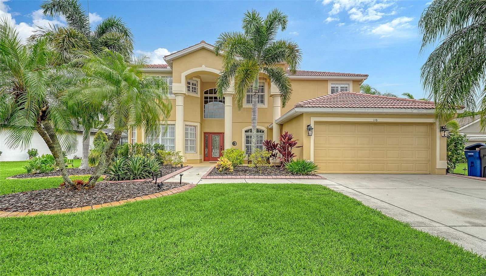 Single Family Residence in BRADENTON, FL - Daniel Dourado