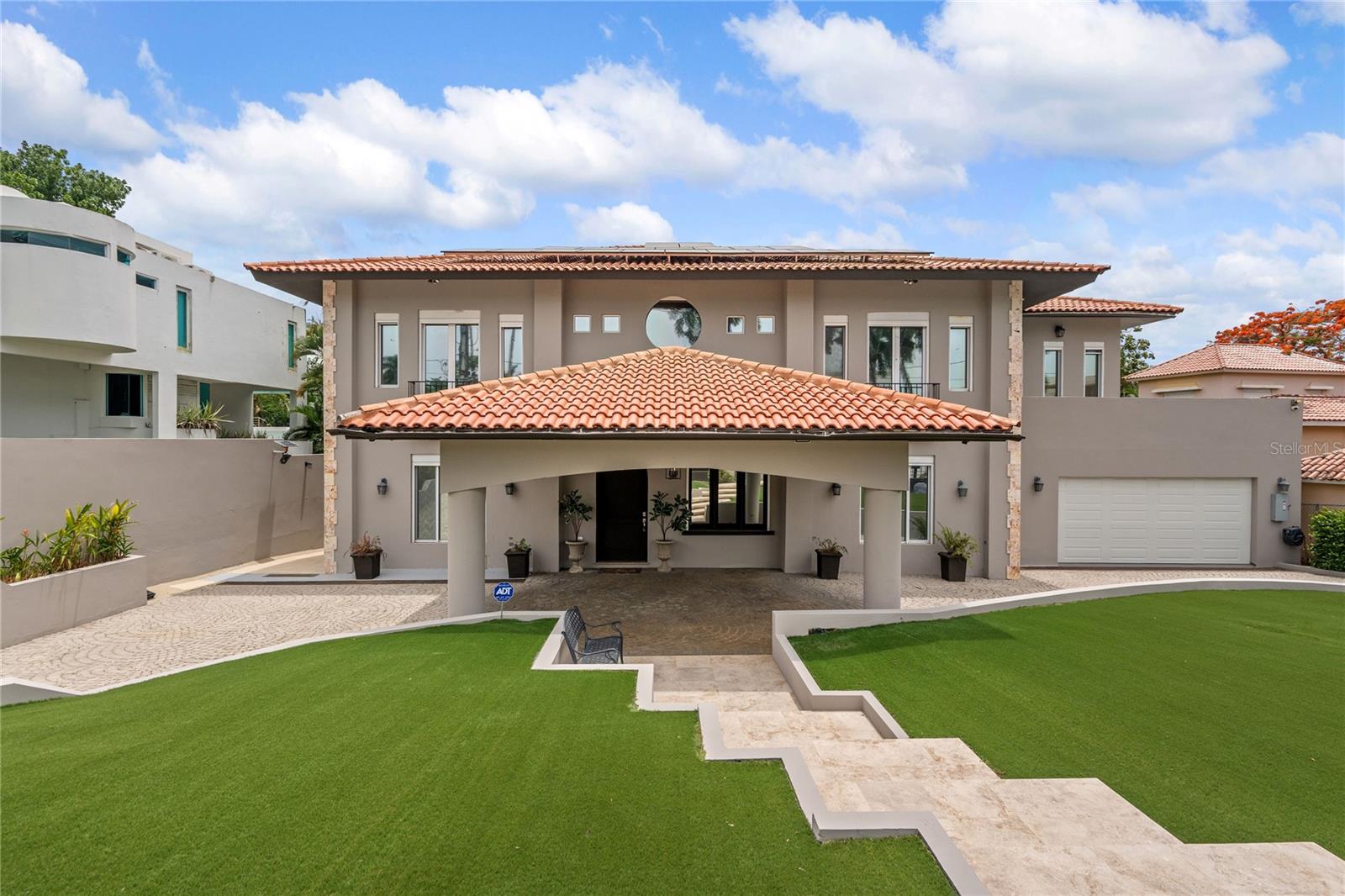 Single Family Residence in SAN JUAN, PR - Daniel Dourado