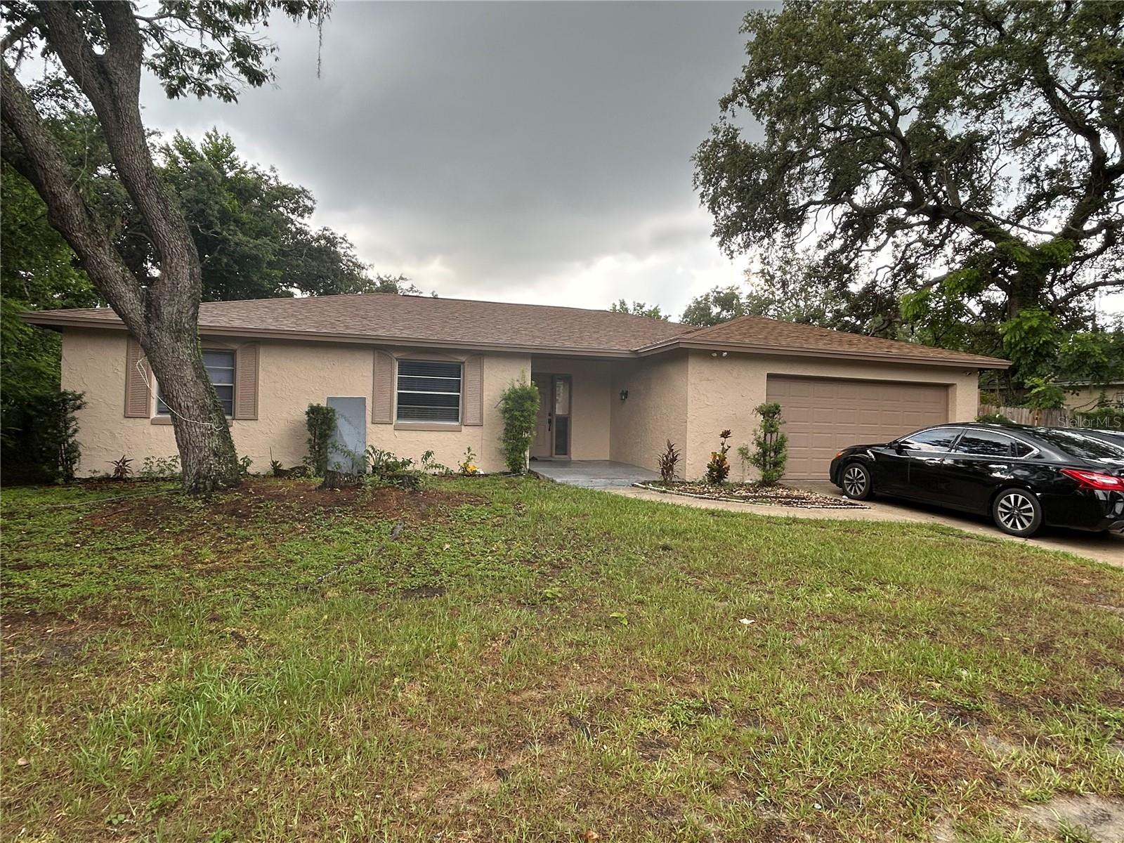 Single Family Residence in ORLANDO, FL - Daniel Dourado