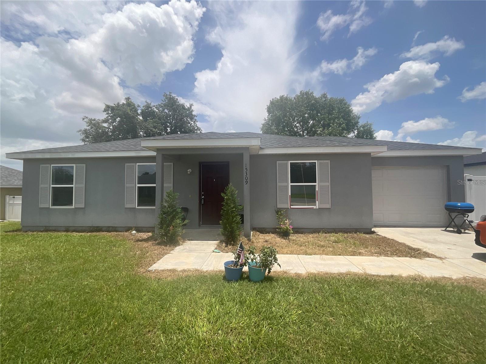 Single Family Residence in OCALA, FL - Daniel Dourado