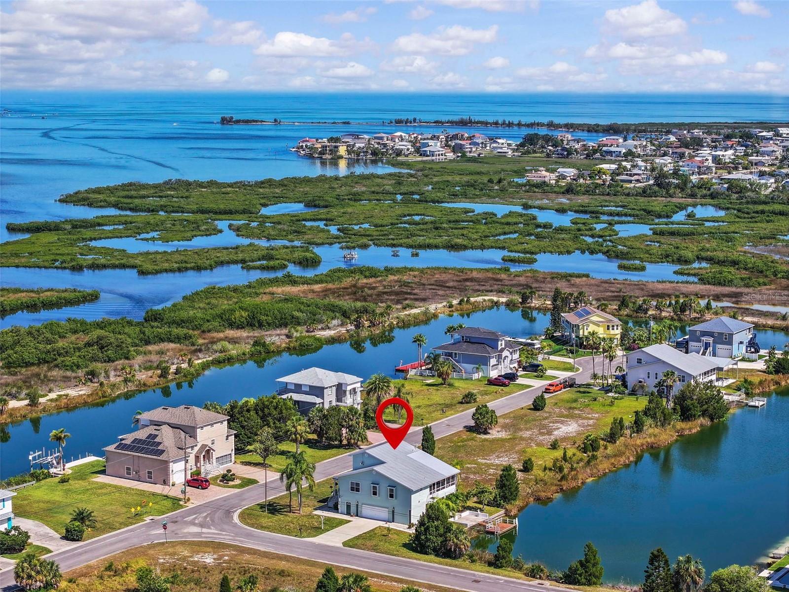 Single Family Residence em HERNANDO BEACH, FL - Daniel Dourado