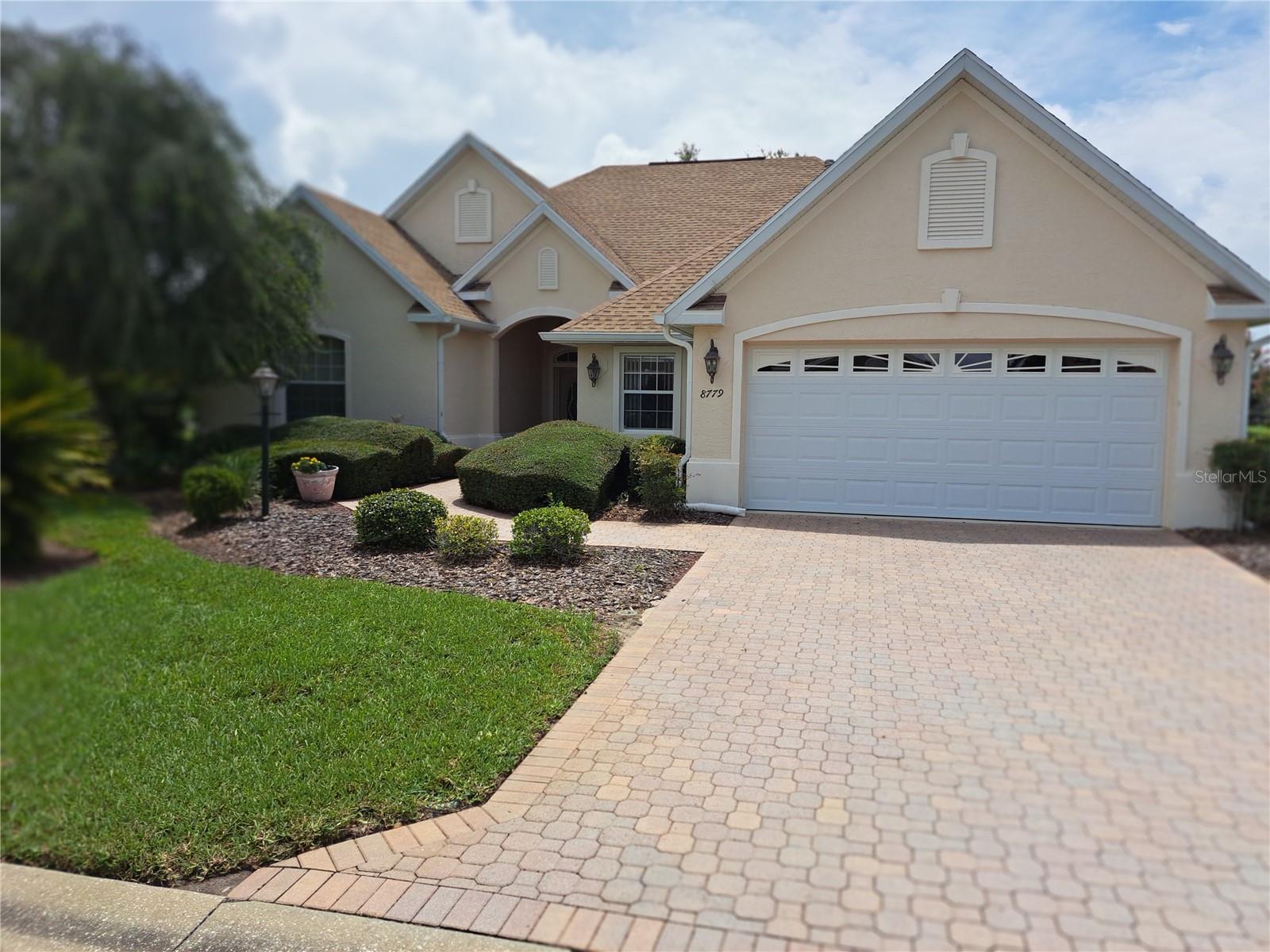 Single Family Residence in OCALA, FL - Daniel Dourado